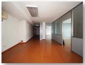 Local comercial en venta en Encamp, 141 metros