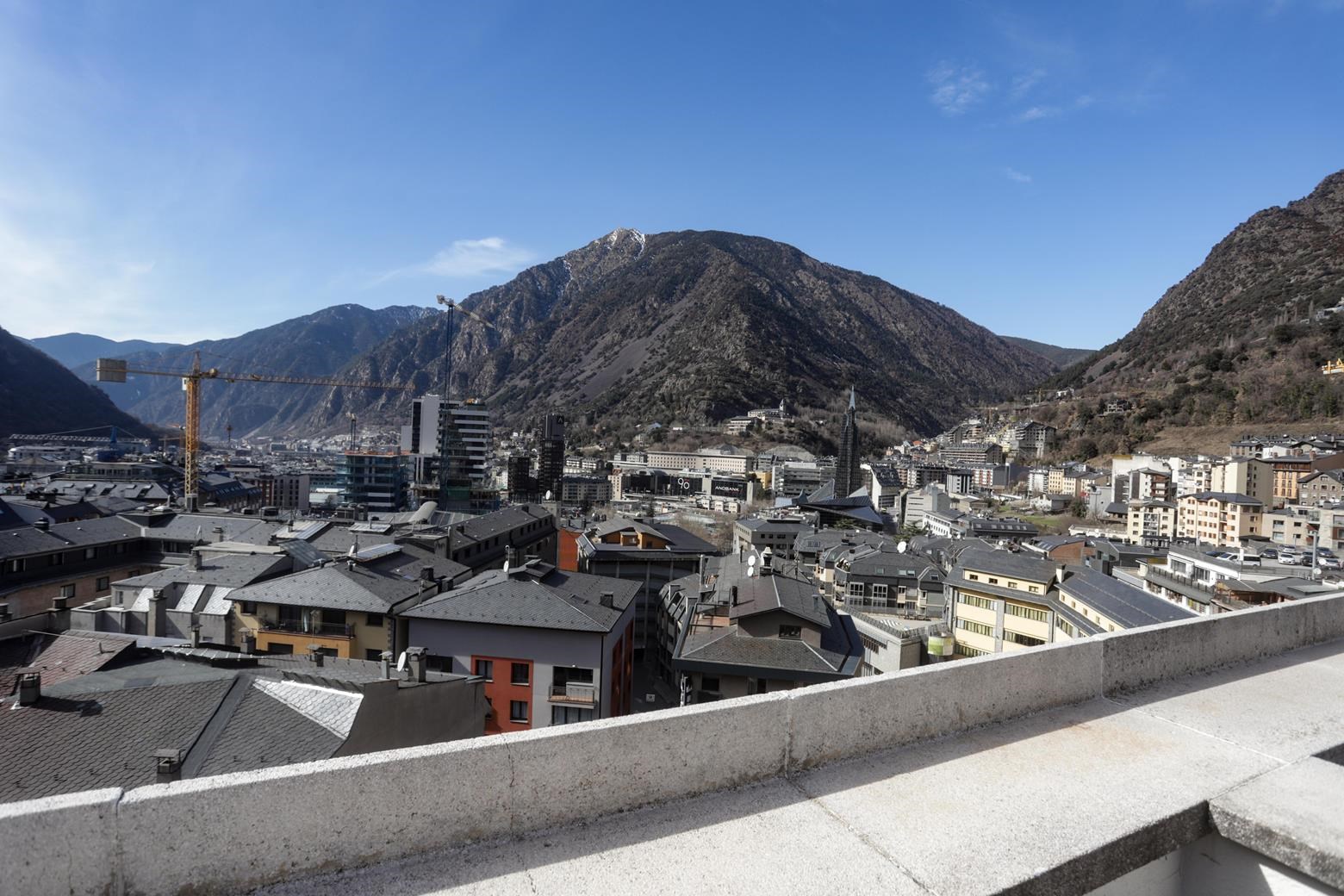 Dúplex en venda a Escaldes Engordany, 3 habitacions, 219 metres