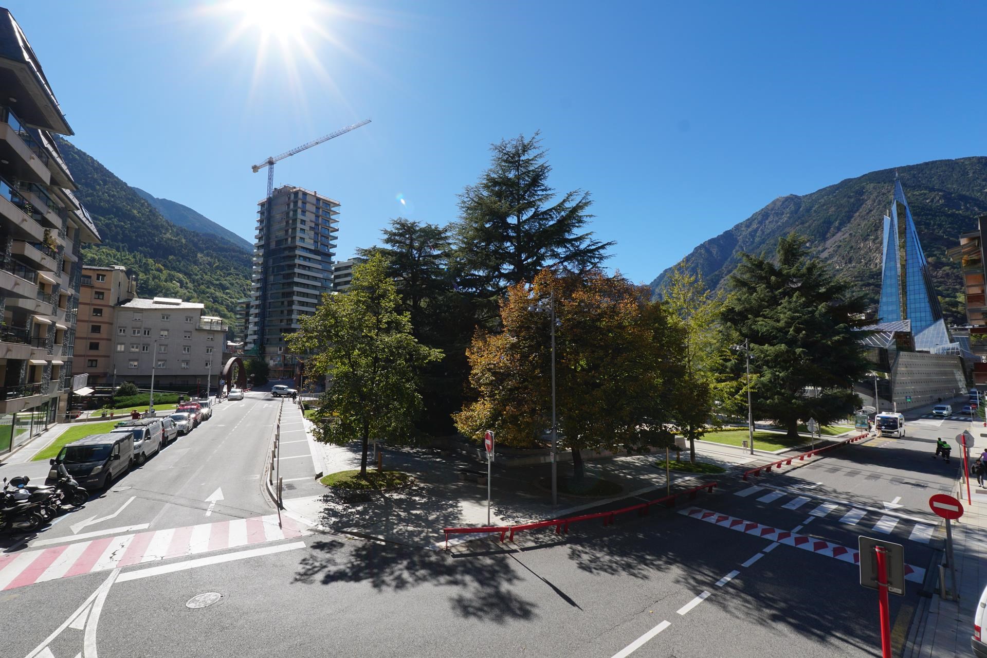 Piso de alquiler en Escaldes Engordany, 3 habitaciones, 143 metros