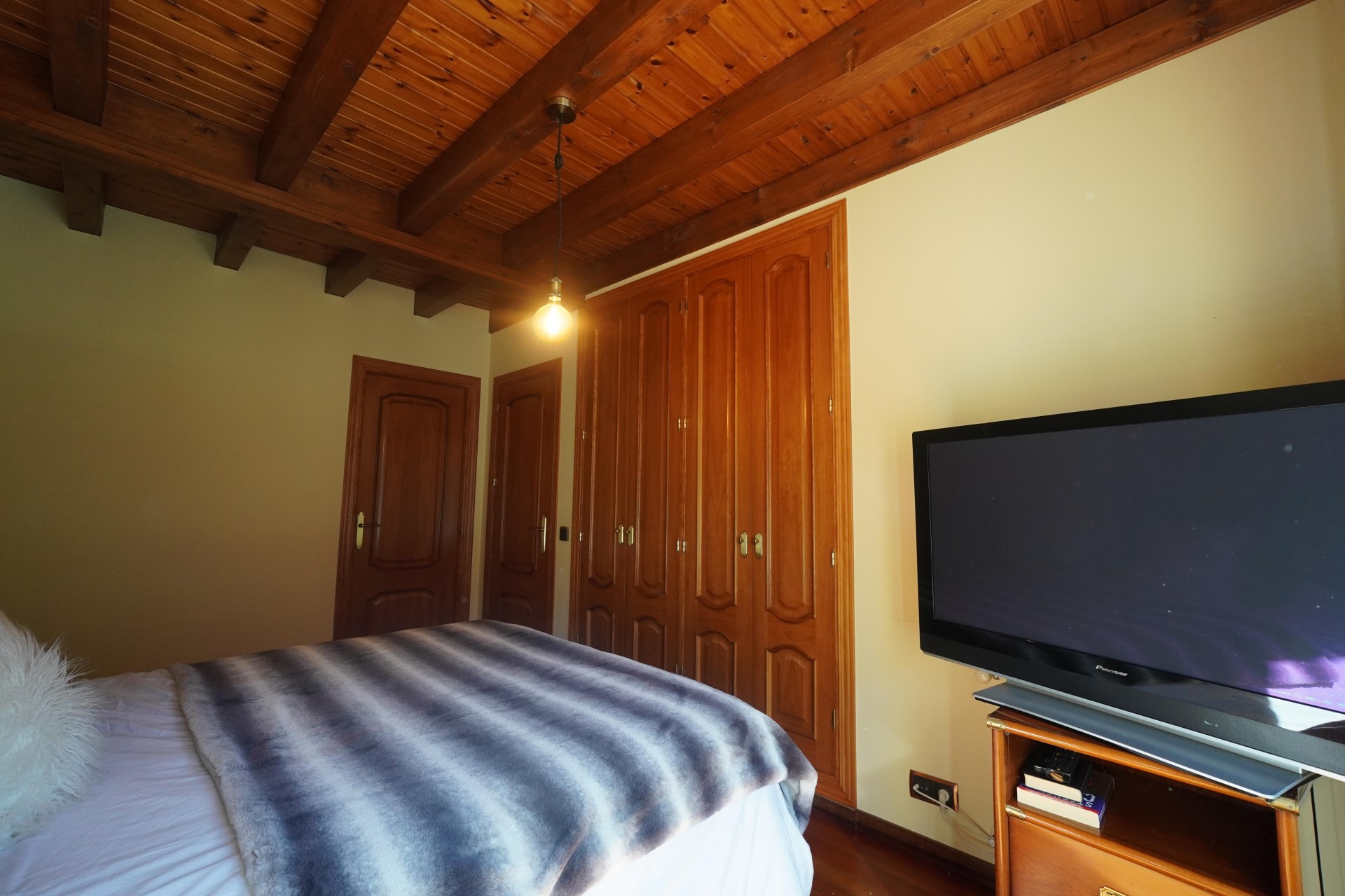 Chalet en venta en Arinsal, 3 habitaciones, 250 metros