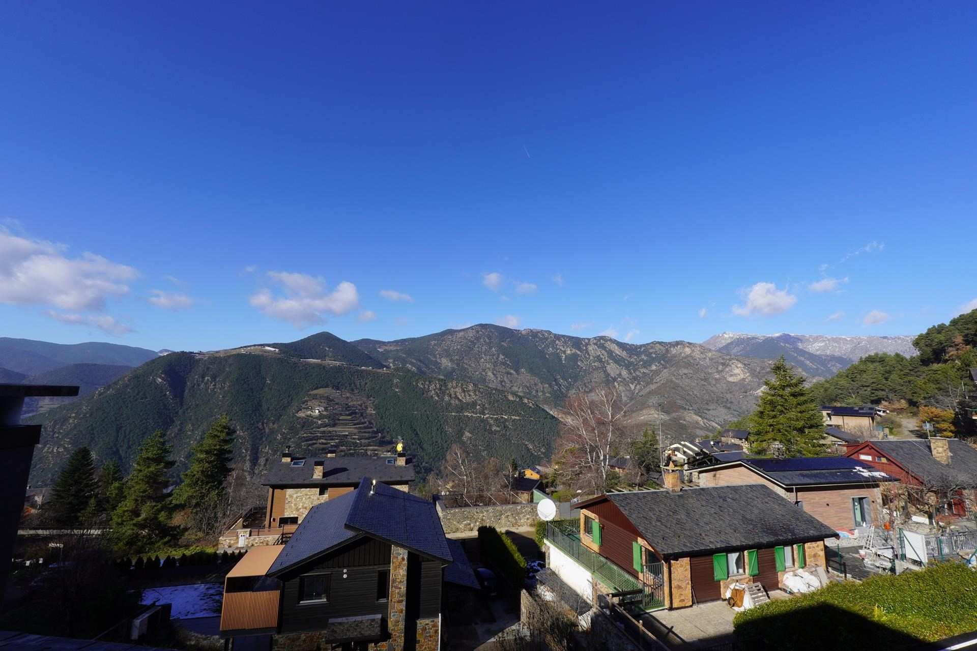 Xalet en venda a Juberri, 4 habitacions, 500 metres